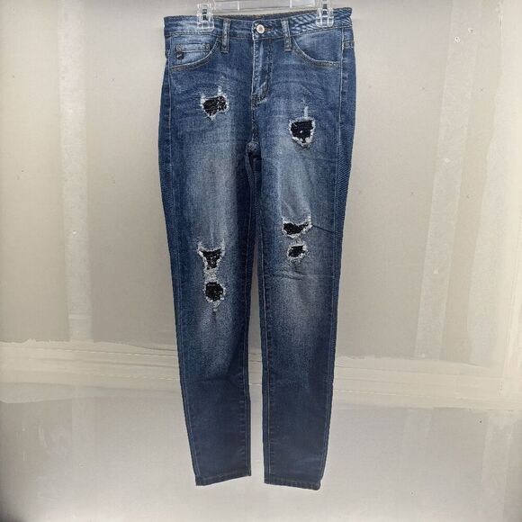 Kancan Women Size 27 28x28 Jeans Black Sequin Patch Mid-Rise KC5121D NWOT - Picture 1 of 5